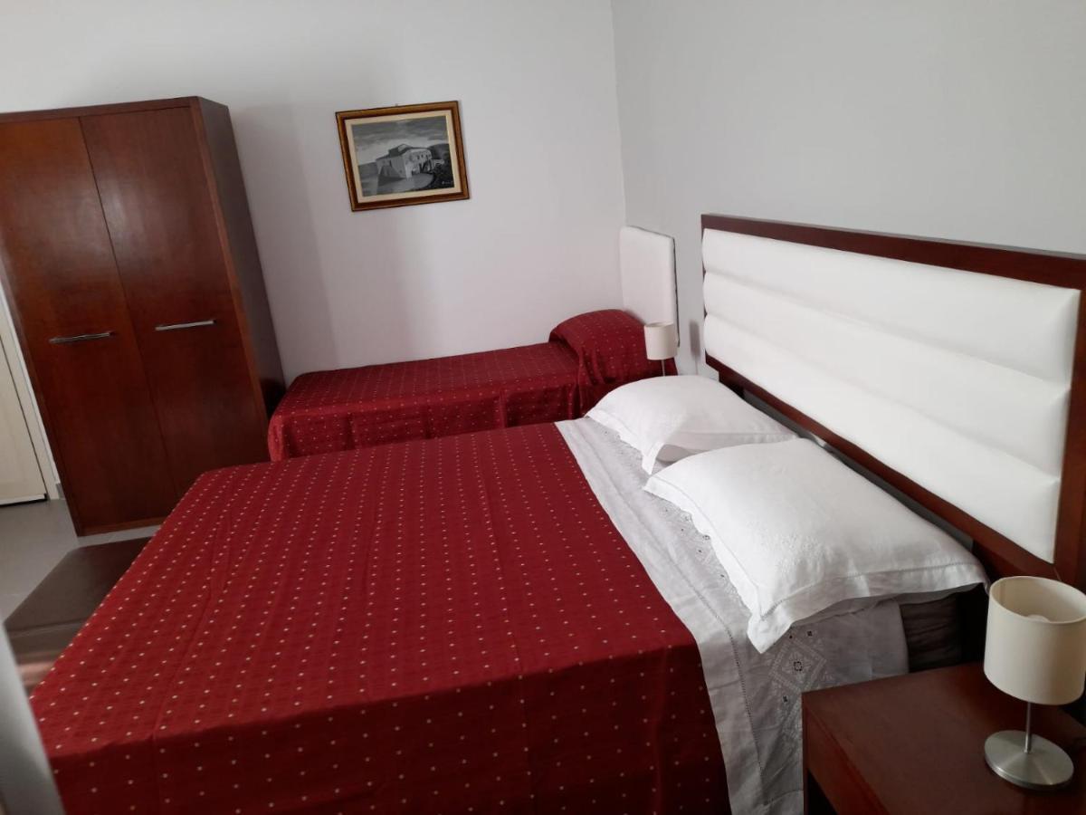 סירקוזה Siracusa Breakfast & Rooms מראה חיצוני תמונה