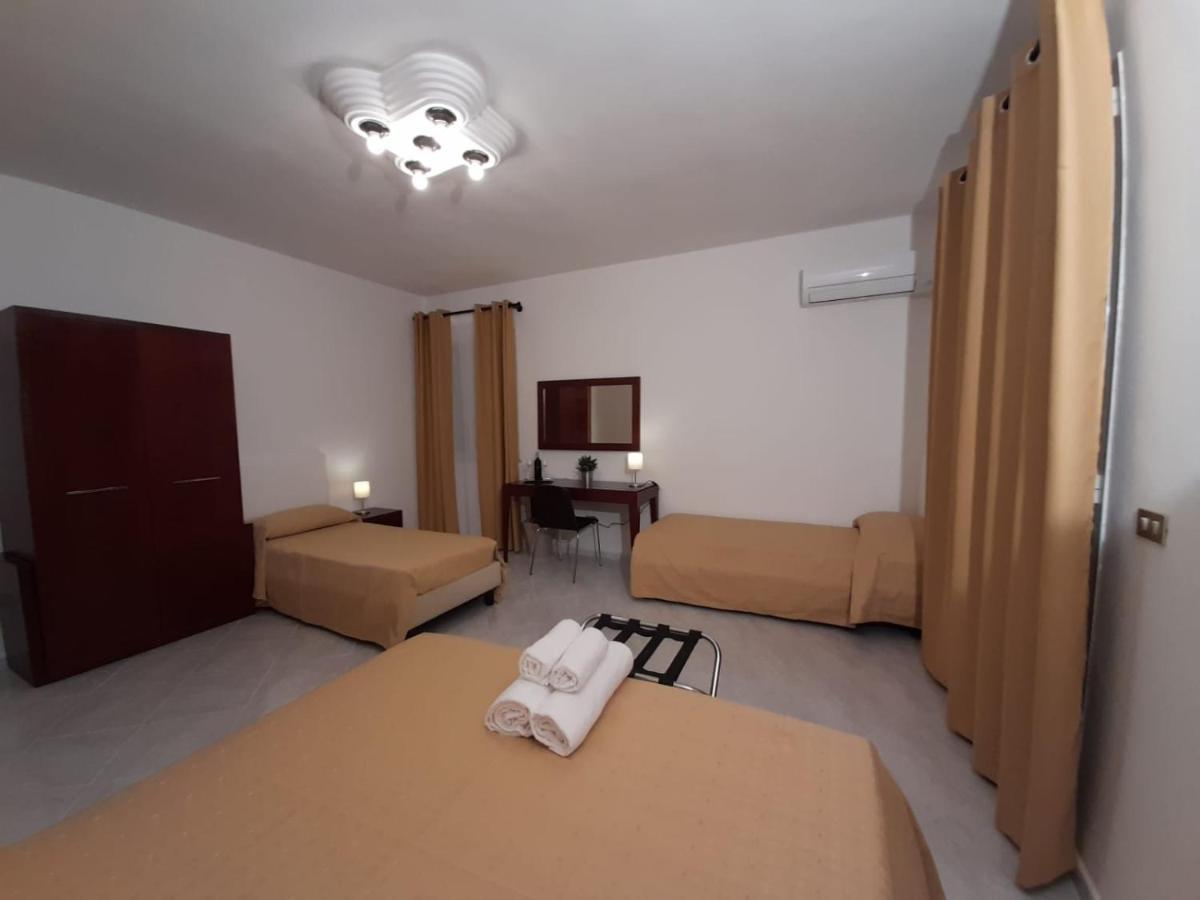 סירקוזה Siracusa Breakfast & Rooms מראה חיצוני תמונה
