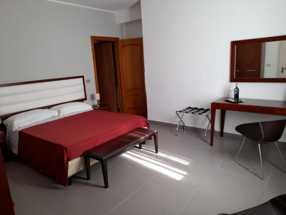 סירקוזה Siracusa Breakfast & Rooms מראה חיצוני תמונה